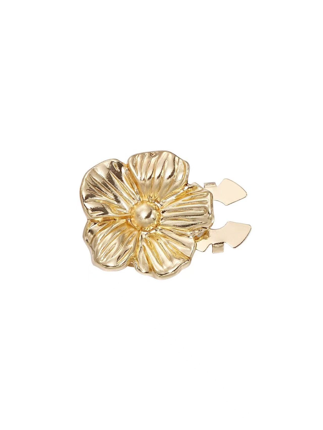 Bloom Pearl Clip-On Button (1 Piece)