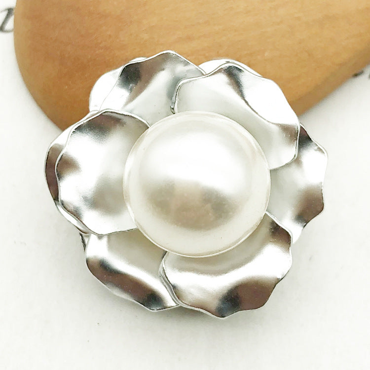 Lustrous Pearl Bloom Clip-On Button (1 Piece)