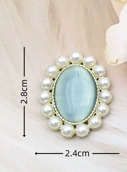 Pearl Halo Oval Clip-On Button