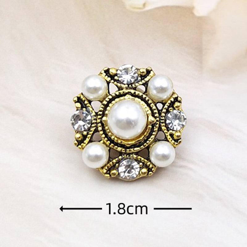 Vintage Pearl Floral Medallion Clip-On Button (1 Piece)