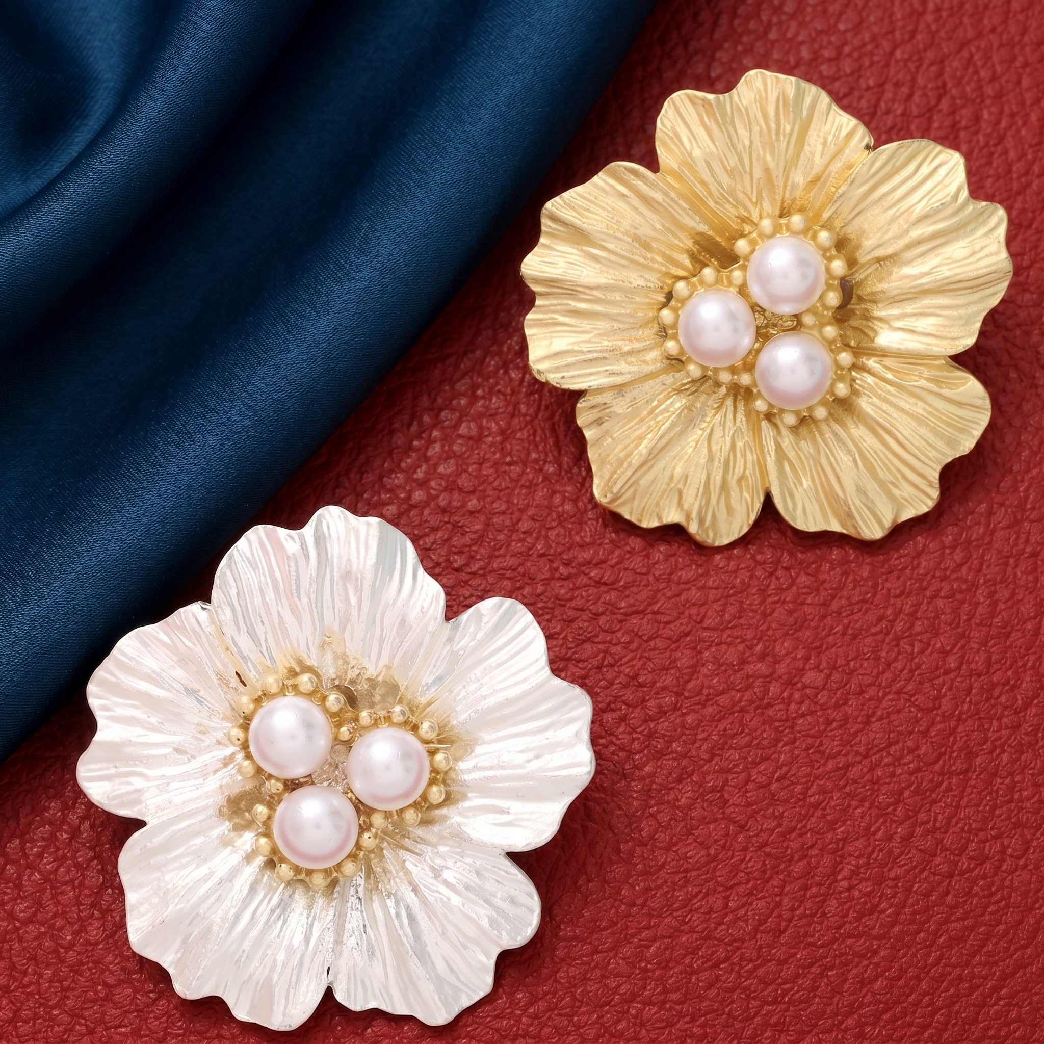 Eline - Pearl Bloom Flower Clip-On Button (1 Piece)