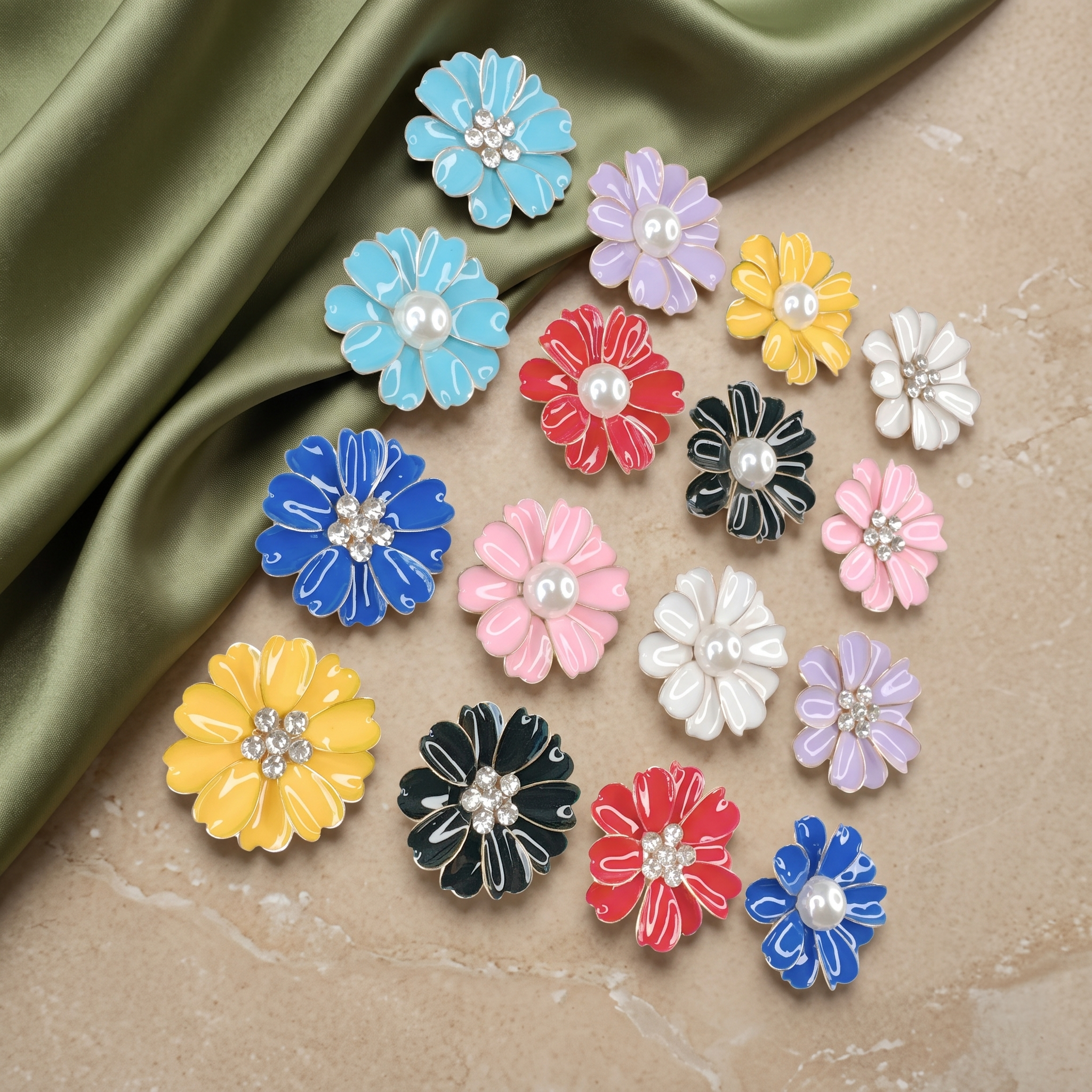 Pearl Enamel Daisy Clip-On Button (1 Piece)