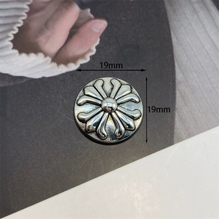 Vintage Radiant Petal Clip-On Button (1 Piece) (Copy)